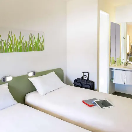 Hotel Ibis Budget Aix Les Bains - Gresy Exterior photo